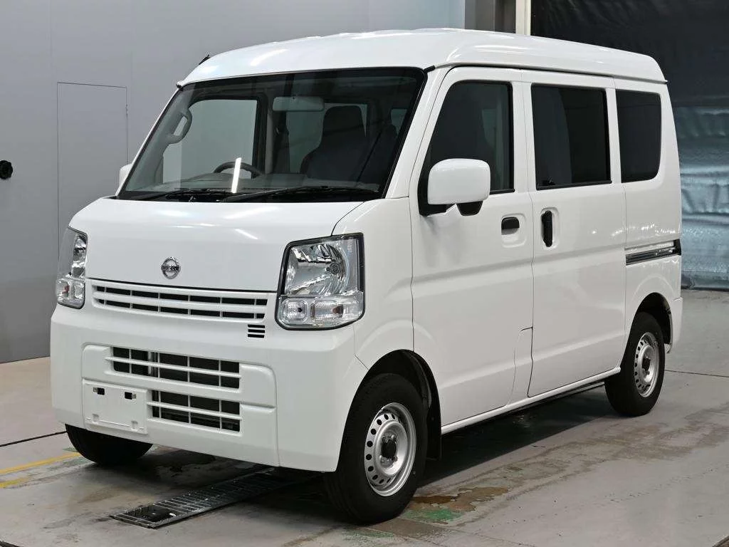 Nissan NV100 Clipper DR17V 2022